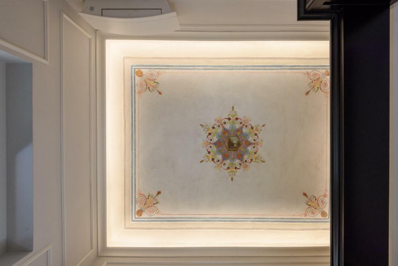Vivaldi Luxury Suites Florenz Exterior foto