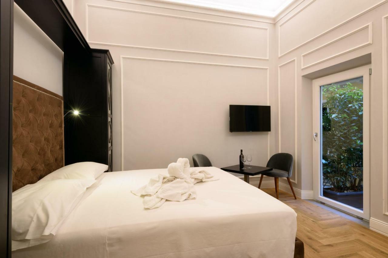 Vivaldi Luxury Suites Florenz Exterior foto