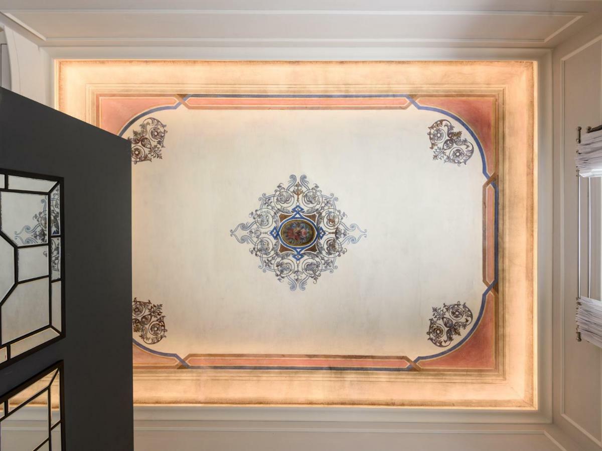 Vivaldi Luxury Suites Florenz Exterior foto