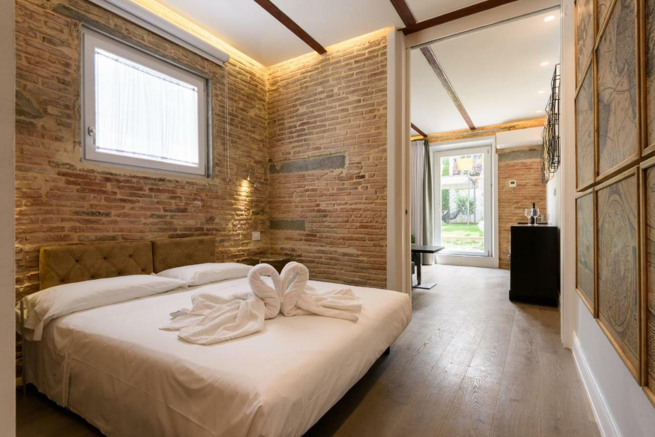 Vivaldi Luxury Suites Florenz Exterior foto