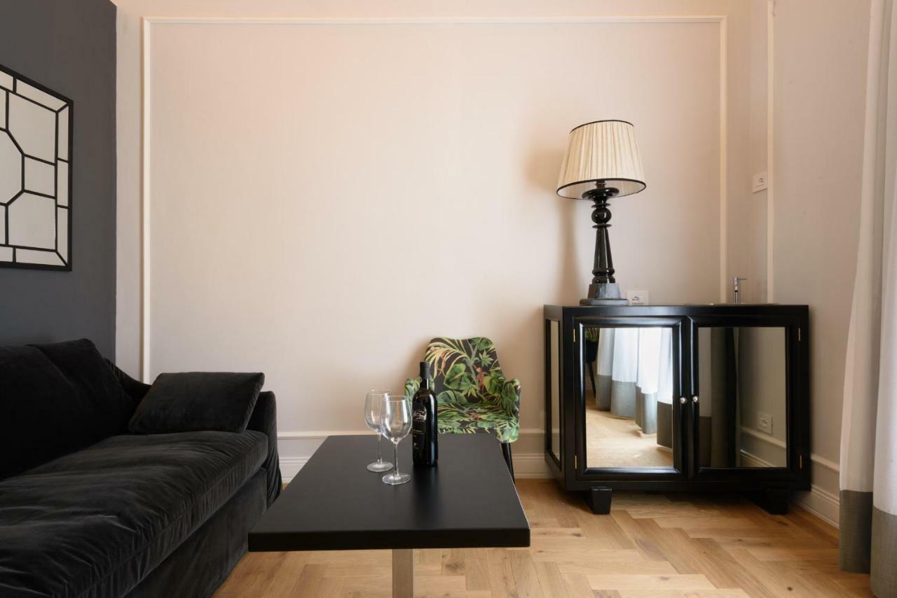 Vivaldi Luxury Suites Florenz Exterior foto